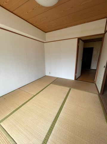 清涼ハイツの和室