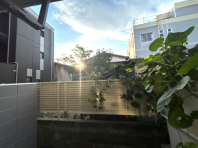 【展望】 | フルハウス | 外はこのようになっています