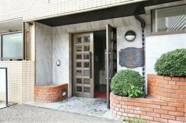 【エントランス】