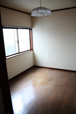 【洋室】 | コーポ青島 | 広々とした洋室です