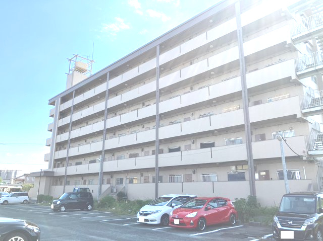 飯塚市忠隈　富士コーポ4階の外観