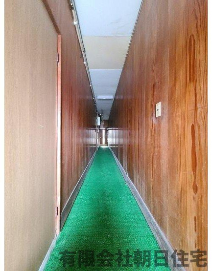 【内装】 | 雑賀町中古戸建 | 内廊下です