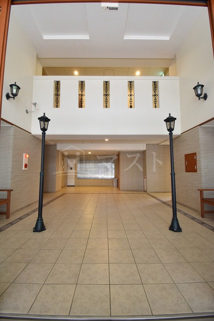 ドルチェヴィータ北浜のロビー