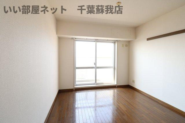 オーシャンビュー壱番館の洋室|コンパクトで使いやすい洋室です