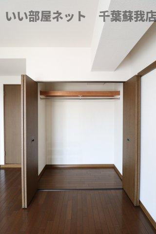 オーシャンビュー壱番館の収納|こまごまとしたものを収納できそうですね