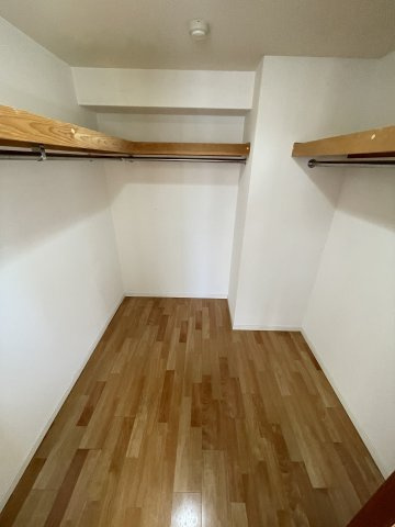 アークアベニュー梅田北の内装|明るい室内です