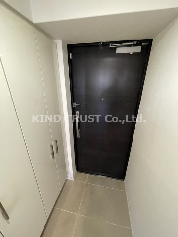 アークアベニュー梅田北の玄関|収納もある玄関です