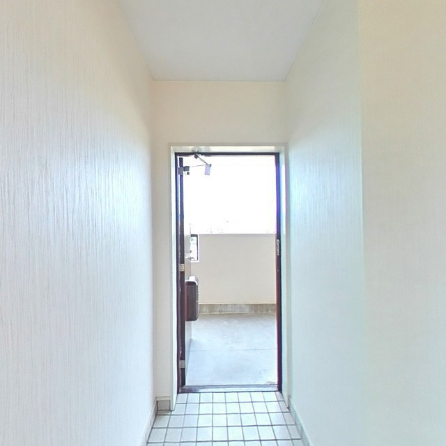 ホクコウビルの玄関