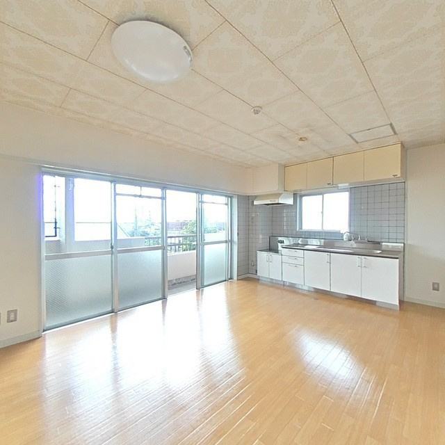 ホクコウビルの居間・リビング