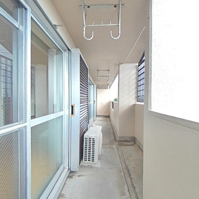 ホクコウビルのバルコニー