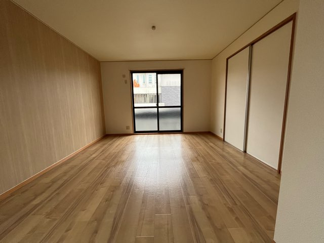 ファミール　B棟の居間・リビング