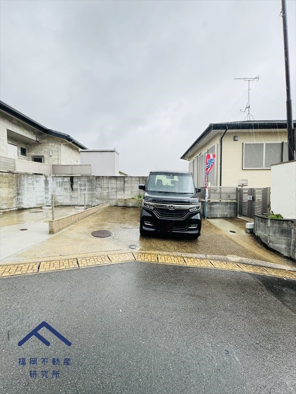 那珂川市片縄北4丁目　戸建ての駐車場