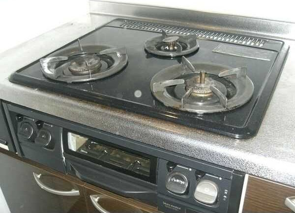 アンプルール リーブル QUATREのキッチン