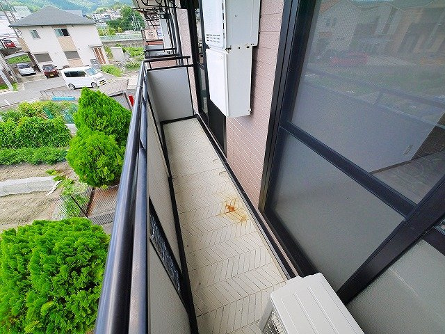 ラークハイムⅡのバルコニー|広々としたバルコニーです
