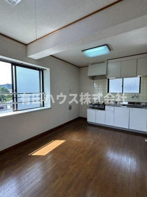 【居間・リビング】 | ヴィラ湯浅B棟