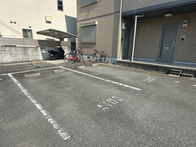 グレース古川　Ａ棟の駐車場