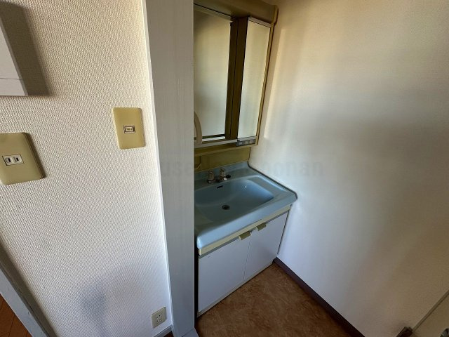 【洗面所】 | ロイヤルコートＦＦ