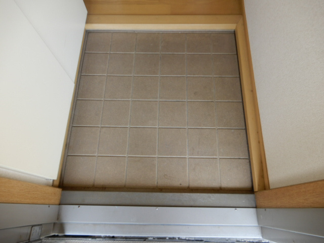 エスポワールAの玄関