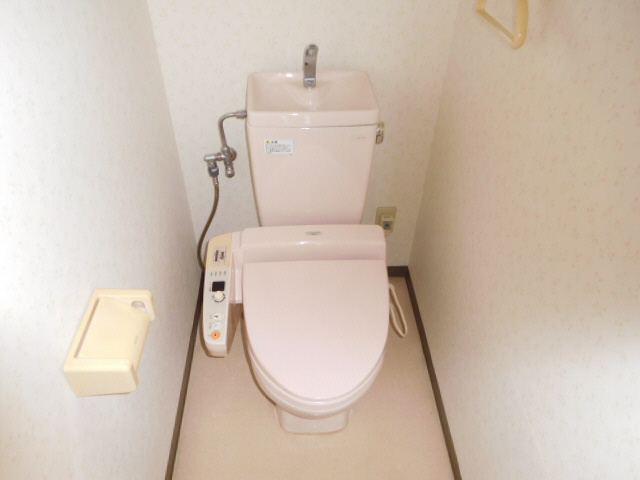 アビックス英賀保駅前のトイレ