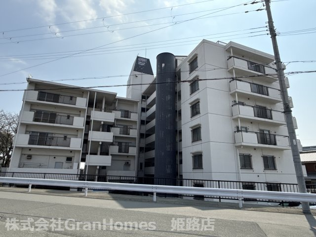 クリーンピア広畑夢前川の外観