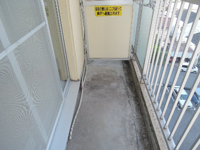 ファーストイン英賀保駅前のバルコニー