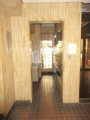 ライオンズマンション日吉南のロビー