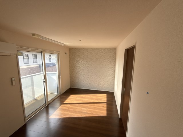 メゾン・ラフィーネの居間・リビング