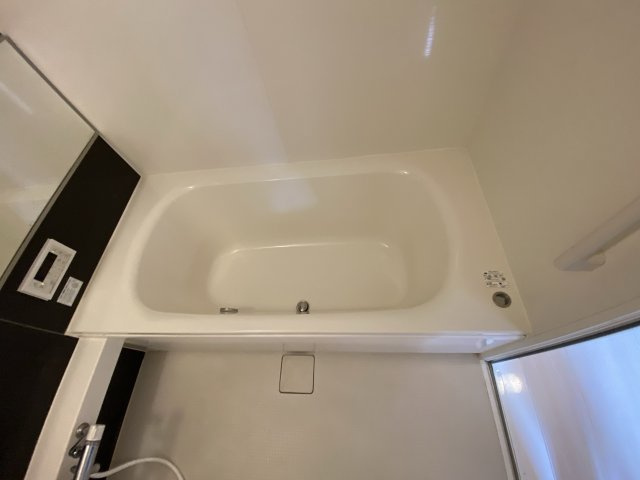 メゾン・ラフィーネの浴室