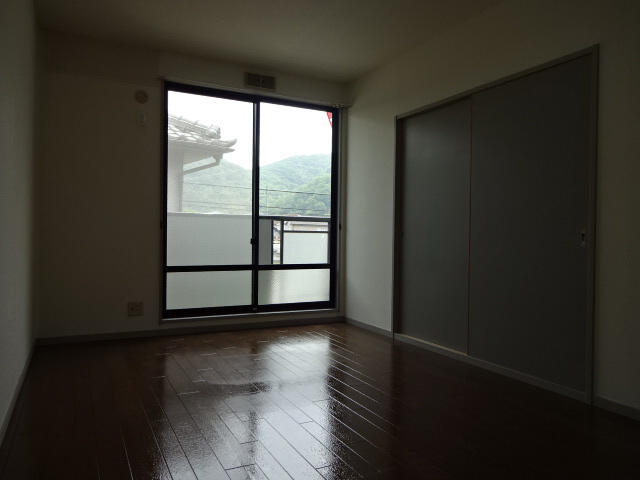 JAハイツ中西の子供部屋