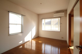 【居間・リビング】 | パークサイドヴィラB