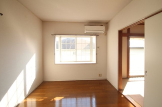 【居間・リビング】 | パークサイドヴィラB