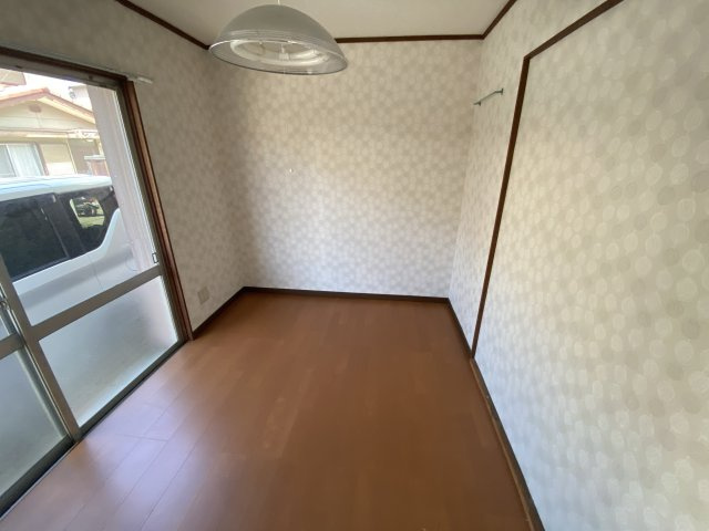 春日野町戸建の寝室