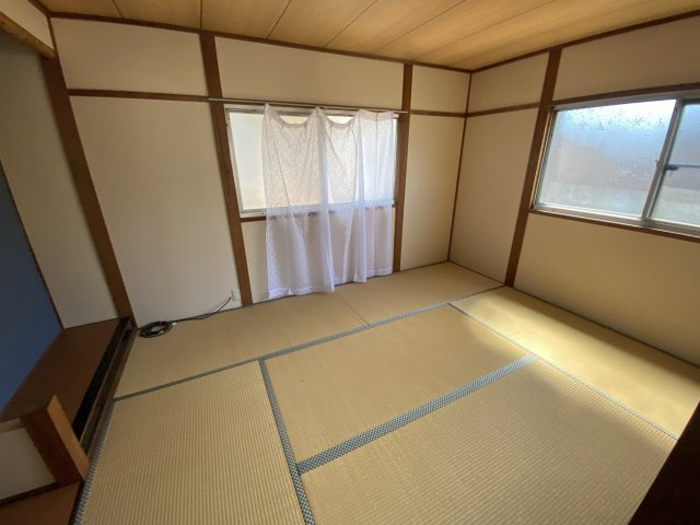 春日野町戸建の和室