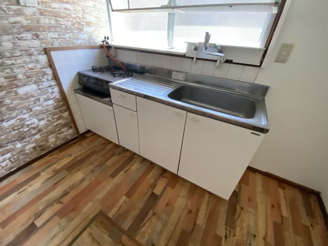 春日野町戸建のキッチン