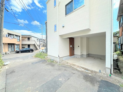 【前面道路含む現地写真】 | ◆◇蒔田町　新築戸建て◇◆ | ◆前面道路は閑静な住宅地。車通りの少ない道路です。お子様にも安心です。