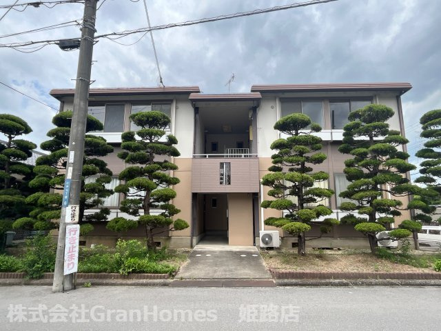 アーバン寺内の外観