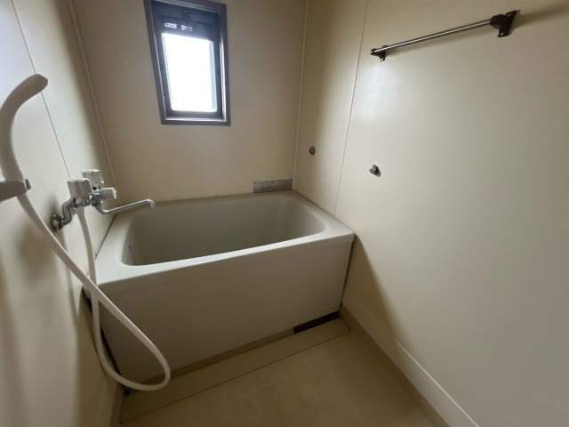 アーバン寺内の浴室