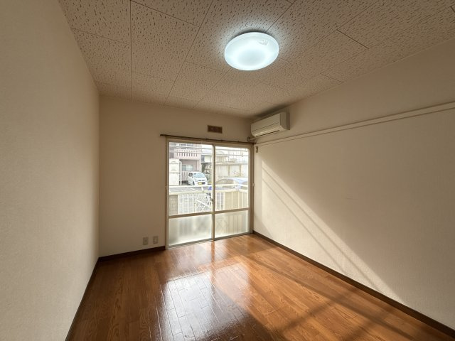 サンライズクイーンの居間・リビング