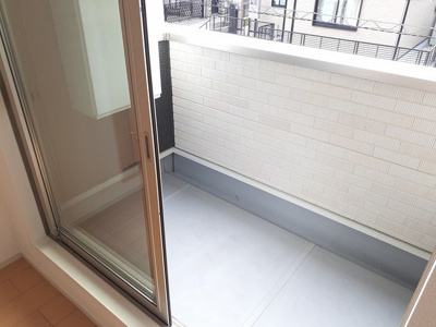 【バルコニー】 | サンヌーヴェル