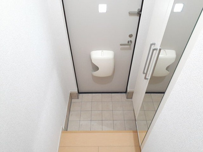 【玄関】 | サンヌーヴェル