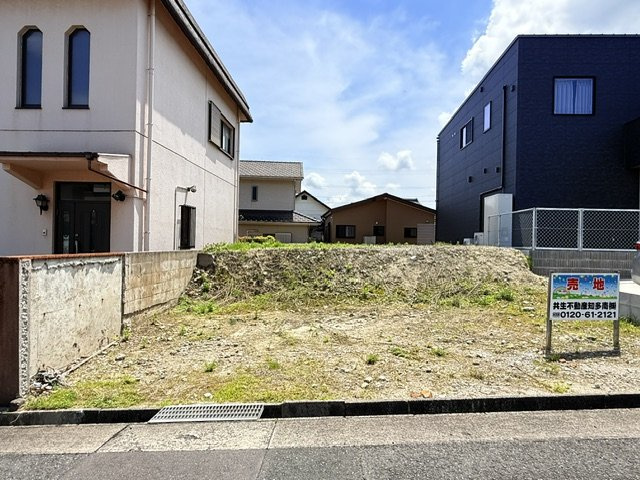 知多市つつじヶ丘3丁目　売地Bの外観|前面道路