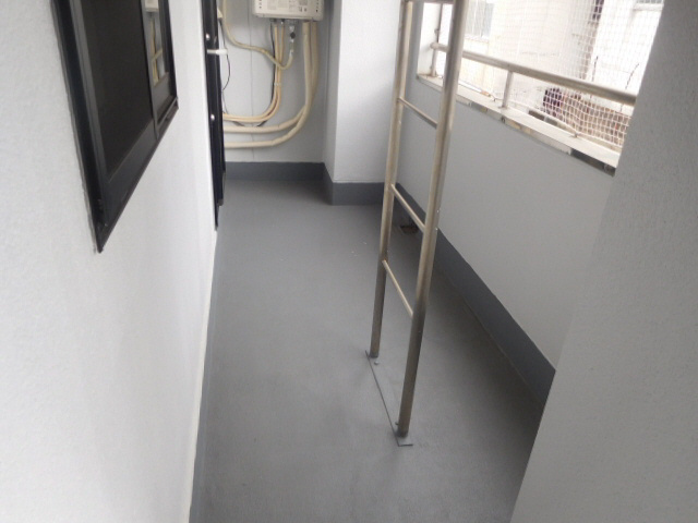 SKビルのバルコニー