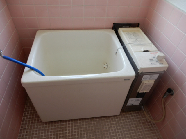 中川ビルの浴室