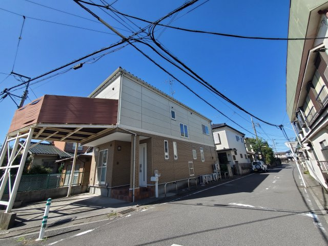 上野1丁目貸家の外観|おしゃれな外観です