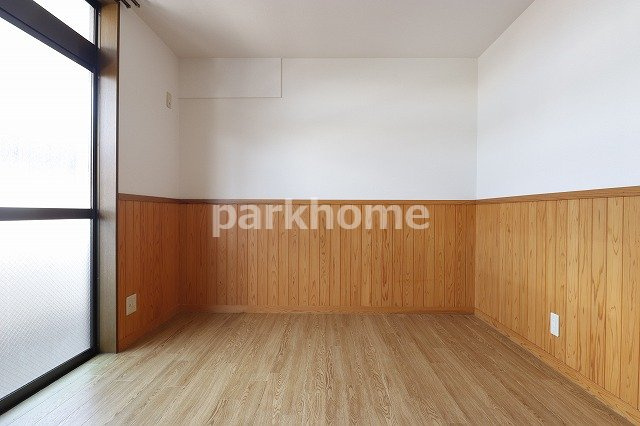 メゾン・ド・ケイの洋室|個人の部屋や寝室として使える洋室です