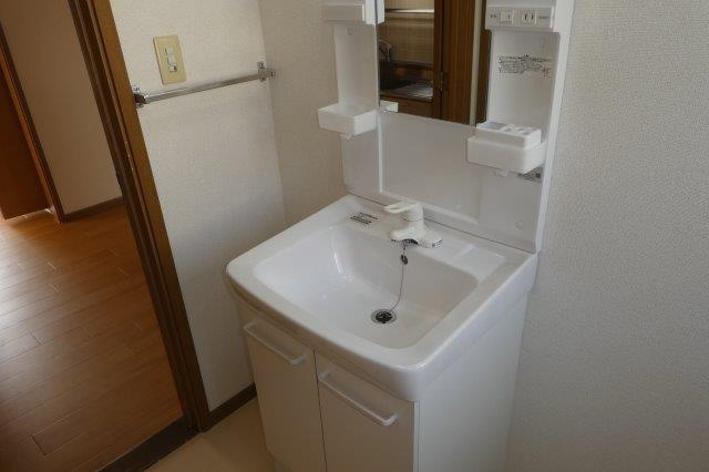 フィオーレ早島Ｂの独立洗面台