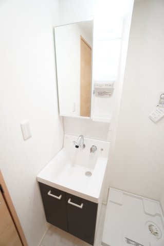 【独立洗面台】 | R-EIGHT | ※同物件・同タイプの写真です。