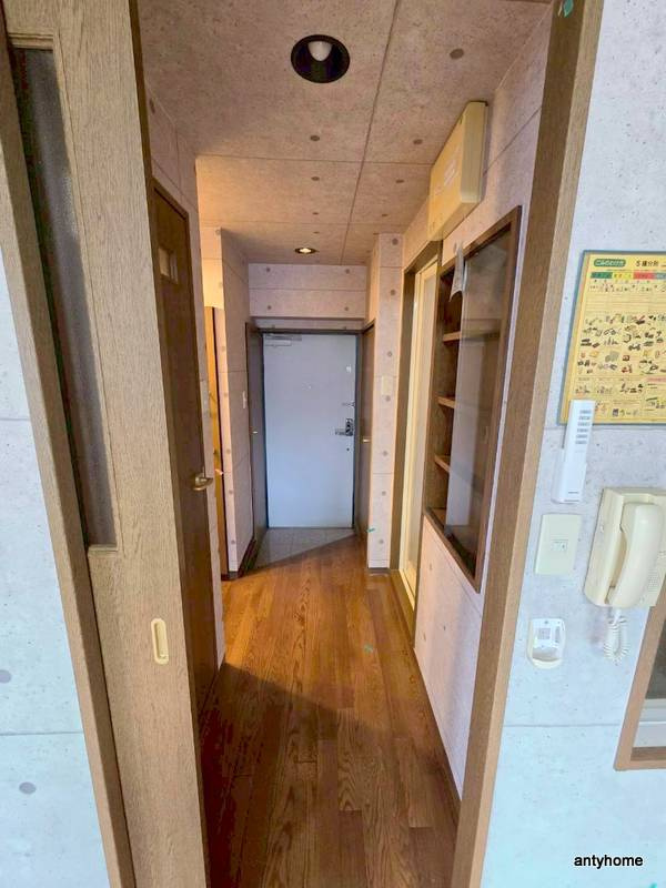 ビートルズフォレスト　仲介手数料無料の玄関