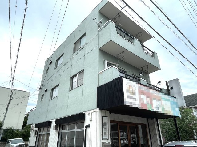 ハットリビル