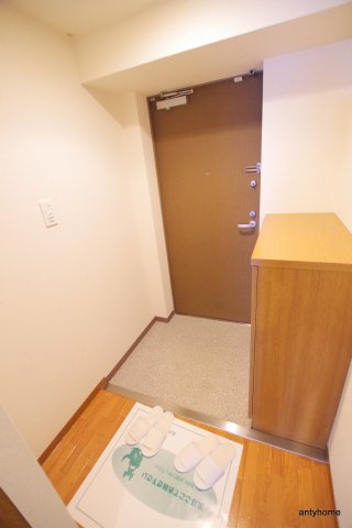 天満リバーサイドプラザ　仲介手数料無料の玄関